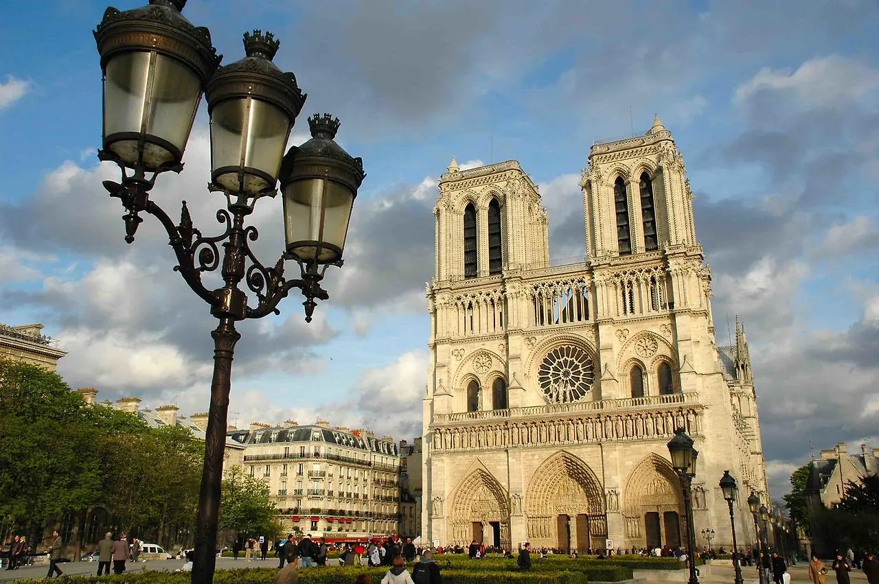 Penzion Notre Dame Paradis Latin *
